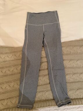 GAP athletic leggings